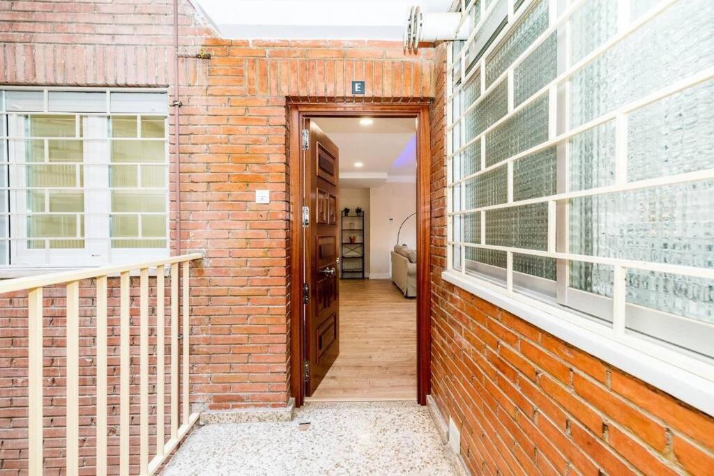 Modern Apartment Close To The City Center And Alhambra Granada Exterior photo